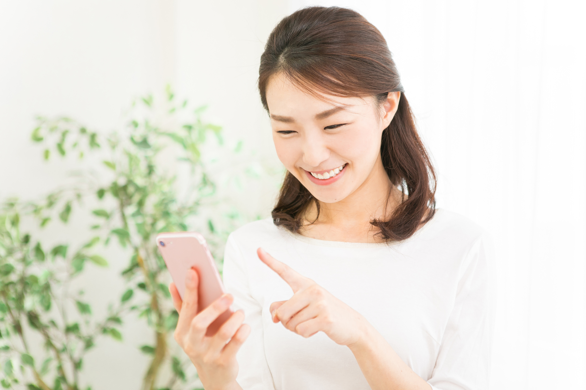 24時間対応のLINE・Web予